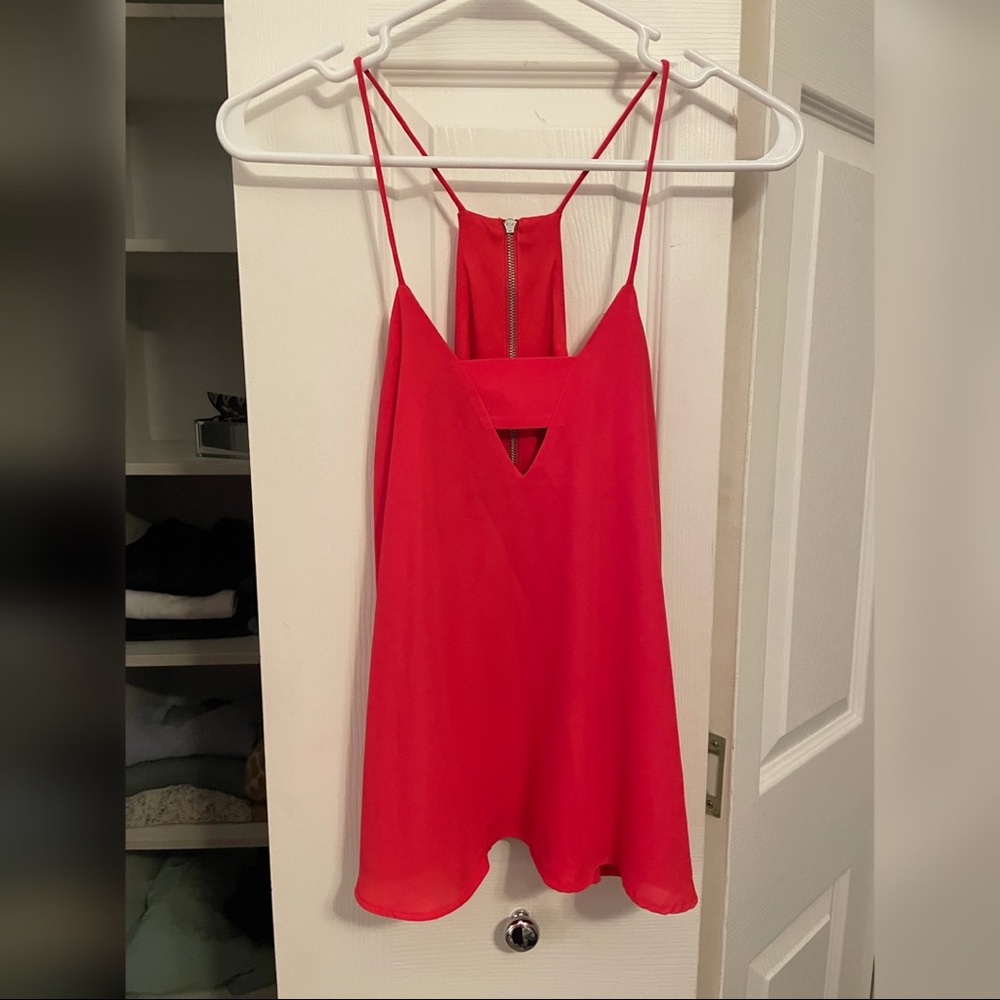 Express cut out tank